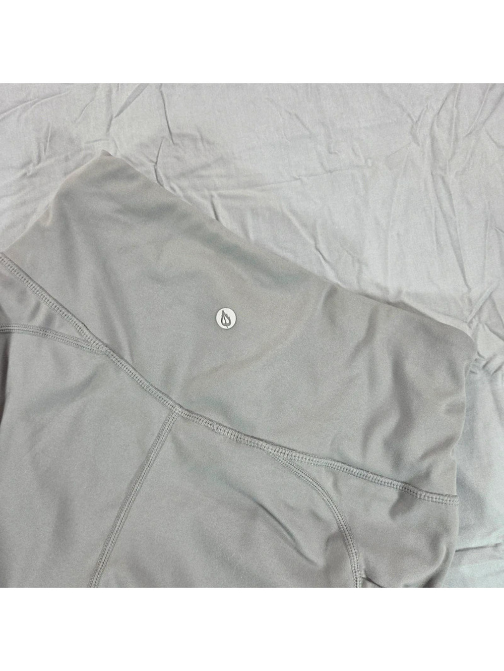 Baleaf indicating a size S